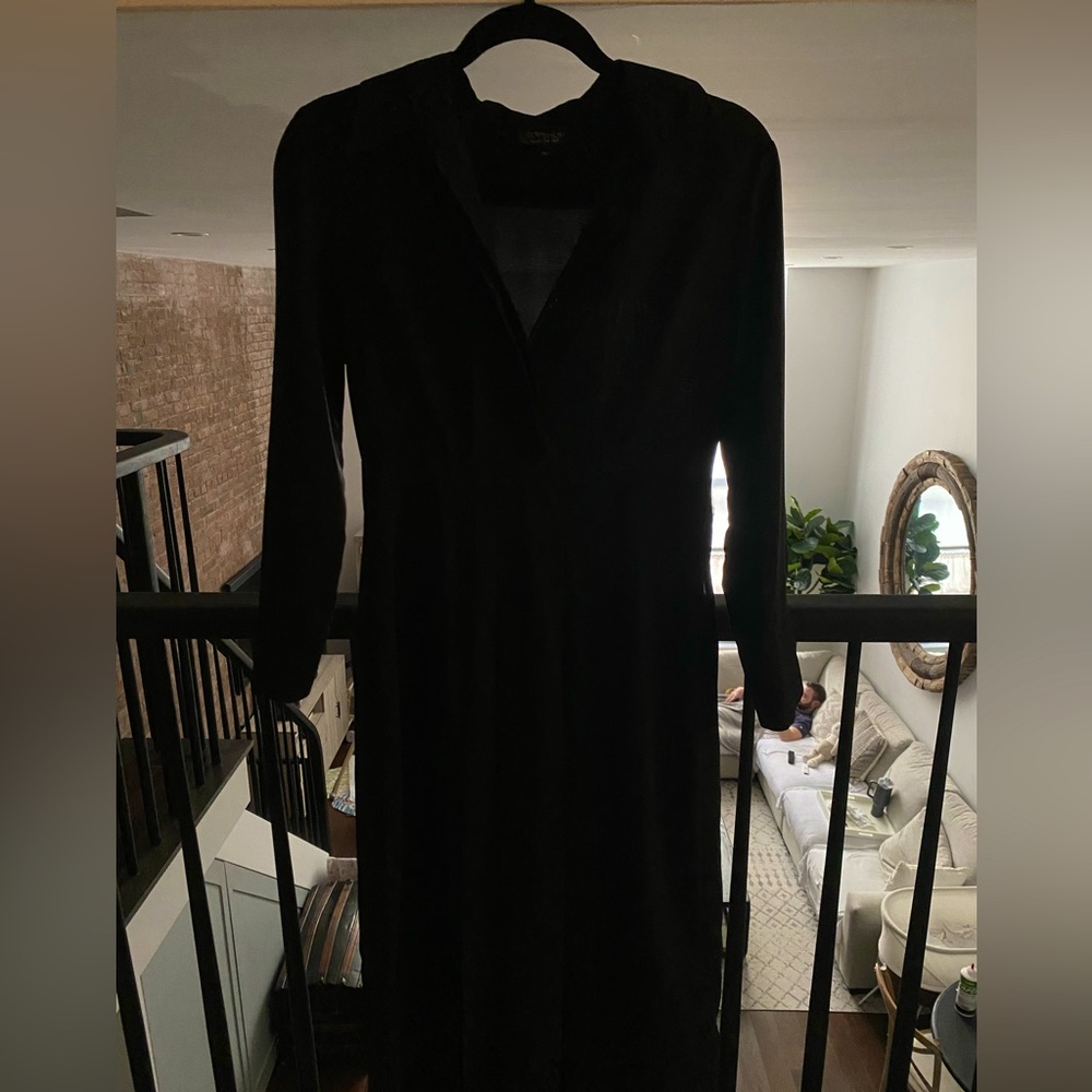 TOPSHOP DOUBLE VENT BLACK DRESS
